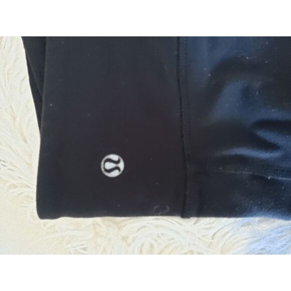 238- GUC Size 4 Lululemon Wunder Under - Picture 1 of 2